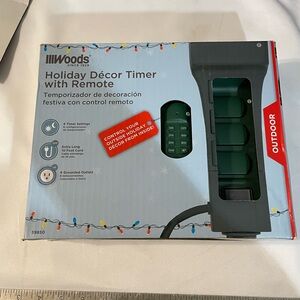 Outdoor Holiday Décor Timer  100 foot Remote, 6 timer New‎ control outside decor